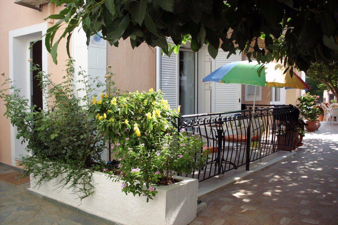 Dionysios Studios Skala  Экстерьер фото