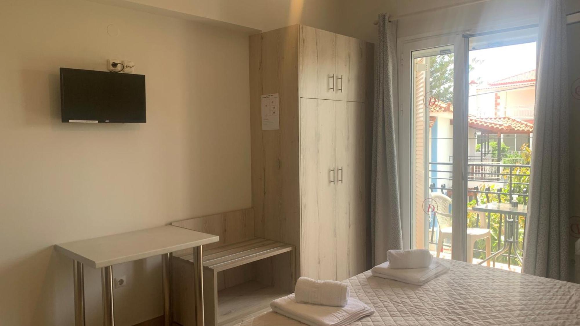 Dionysios Studios Skala  Экстерьер фото