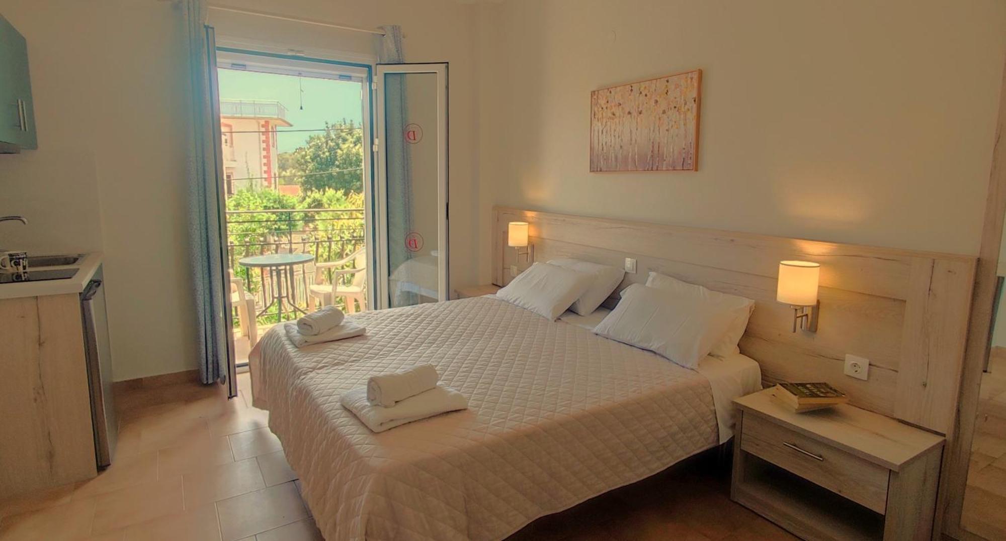 Dionysios Studios Skala  Экстерьер фото