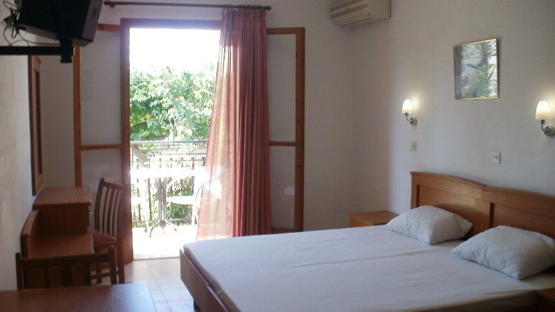 Dionysios Studios Skala  Экстерьер фото