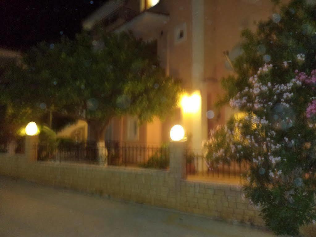 Dionysios Studios Skala  Экстерьер фото